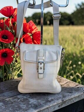 Coach Hamptons Vintage Crossbody Bag